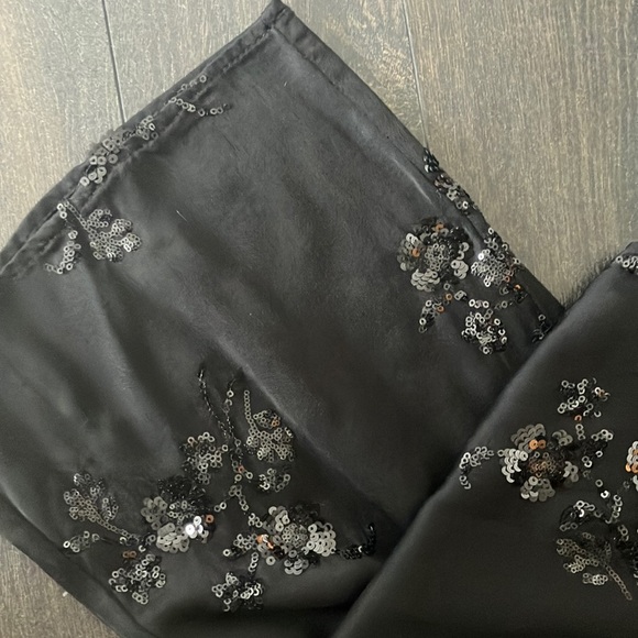NWT Black Floral Embellished Pants - Picture 8 of 17
